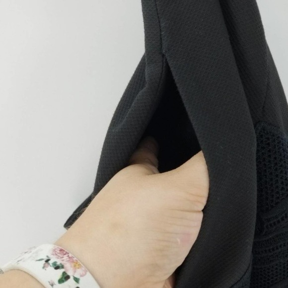 Stella McCartney Black Embroidered Flower Detail Mini A-Line Skirt Size Medium - Picture 4 of 7